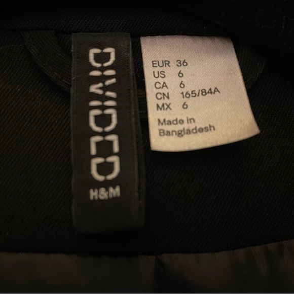 Black Blazer - Picture 7 of 7